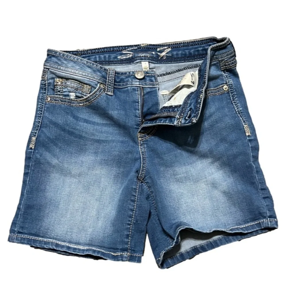 Seven7 pre loved
